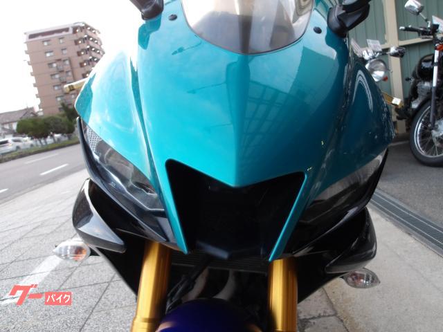 ヤマハ YZF−R3 2019年モデル ABS ETC インジェクション 水冷2気筒エンジン搭載 写真19