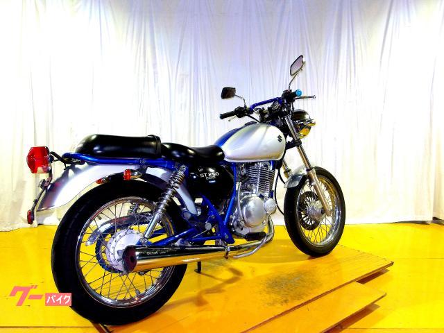 スズキ ST250 Eタイプ 2004年モデル キャブレター 空冷単気筒エンジン 写真8