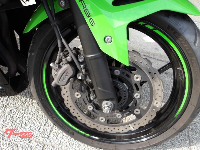 カワサキ Ninja 400 2019年モデル インジェクション 水冷2気筒エンジン搭載 写真9