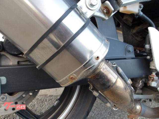 ホンダ ＣＢ２５０Ｆ　インジェクション　水冷単気筒エンジン 写真17