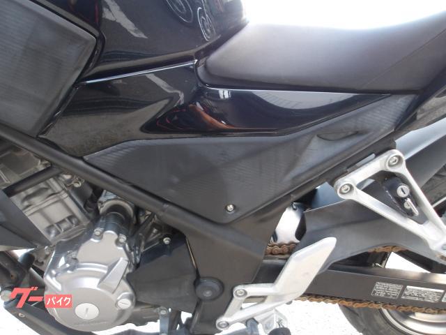 ホンダ ＣＢ２５０Ｆ　インジェクション　水冷単気筒エンジン 写真37
