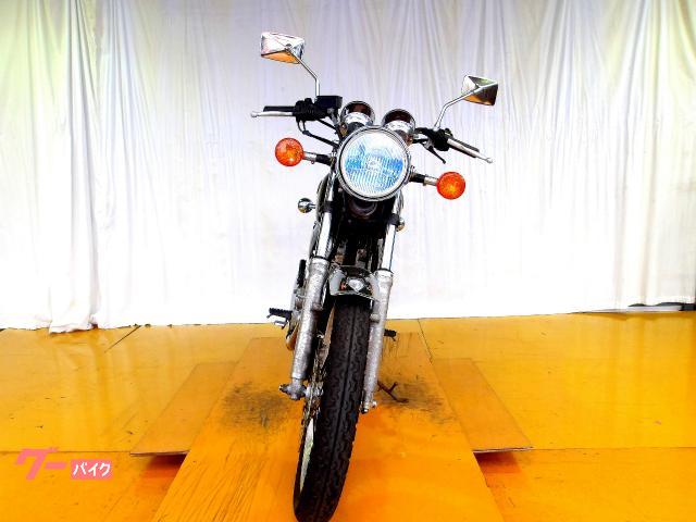 ヤマハ SR400 2006年モデル キャブレター 空冷単気筒エンジン 写真3