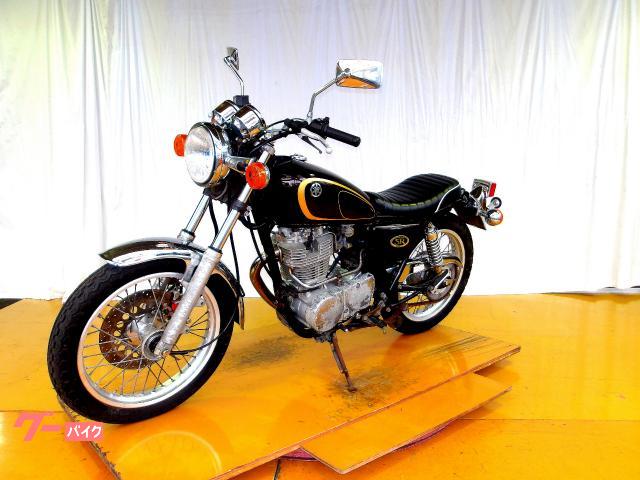 ヤマハ SR400 2006年モデル キャブレター 空冷単気筒エンジン 写真4