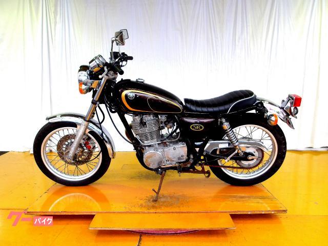 ヤマハ SR400 2006年モデル キャブレター 空冷単気筒エンジン 写真5