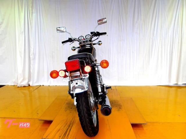 ヤマハ SR400 2006年モデル キャブレター 空冷単気筒エンジン 写真7