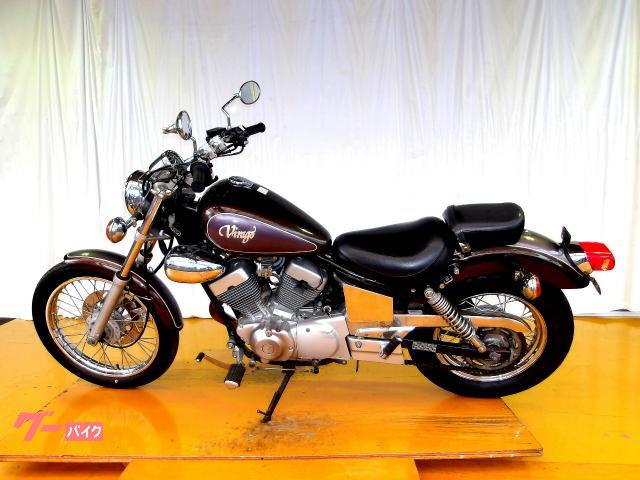 ヤマハ XV250ビラーゴ 1989年モデル キャブレター 空冷2気筒エンジン 写真5
