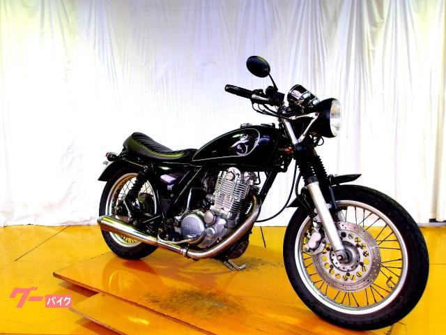 ヤマハ SR400 2006年モデル キャブレター 空冷単気筒エンジン 写真2