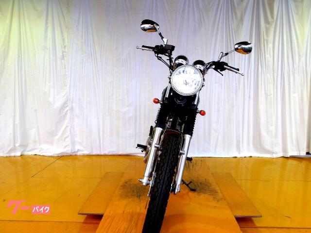 ヤマハ ＳＲ４００　２００７年モデル　キャブレター　空冷単気筒エンジン 写真3