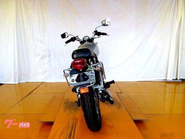カワサキ エストレヤ 1997年モデル キャブレター 空冷単気筒エンジン 写真7