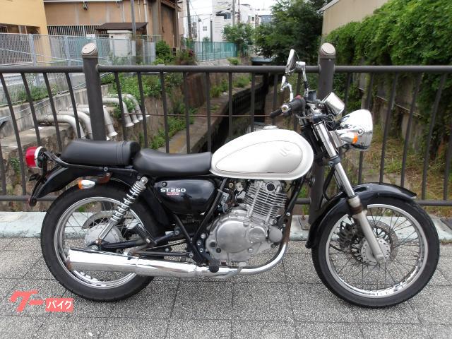 スズキ ST250 Eタイプ 2009年モデル インジェクション 空冷単気筒エンジン