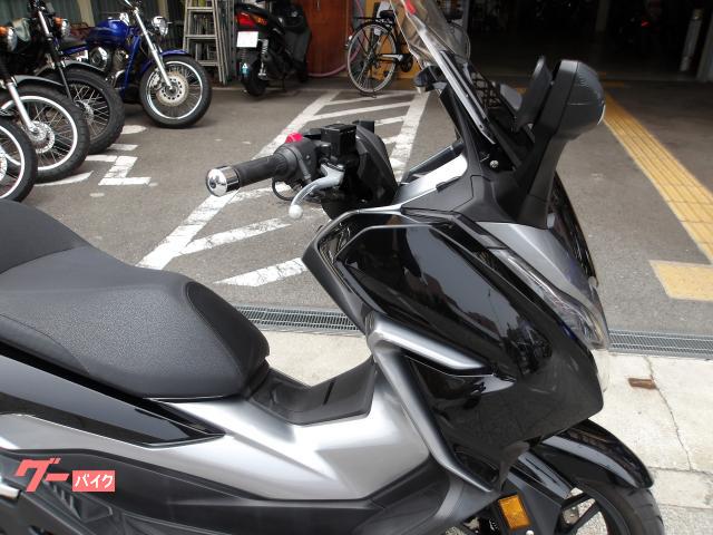 ホンダ フォルツァ 2018年モデル ABS ETC インジェクション 水冷単気筒エンジン 写真6