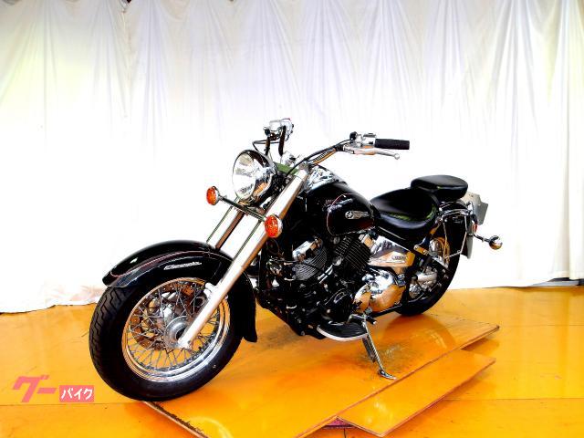 ヤマハ ドラッグスター400クラシック 2002年モデル キャブレター車 空冷2気筒エンジン搭載 写真4
