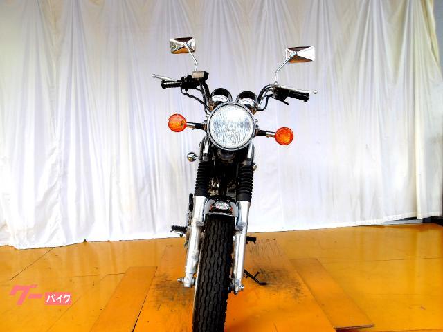 ヤマハ SR400 2001年モデル キャブレター車 空冷単気筒エンジン 写真3