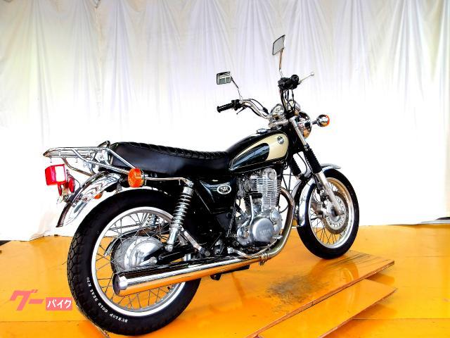 ヤマハ SR400 2001年モデル キャブレター車 空冷単気筒エンジン 写真8
