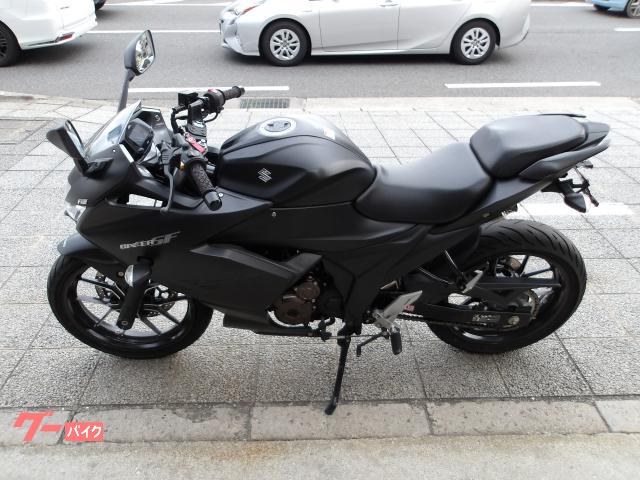 スズキ GIXXER SF 250 2020年モデル 並行輸入車 ABS ヨシムラマフラー 油冷単気筒エンジン 写真3
