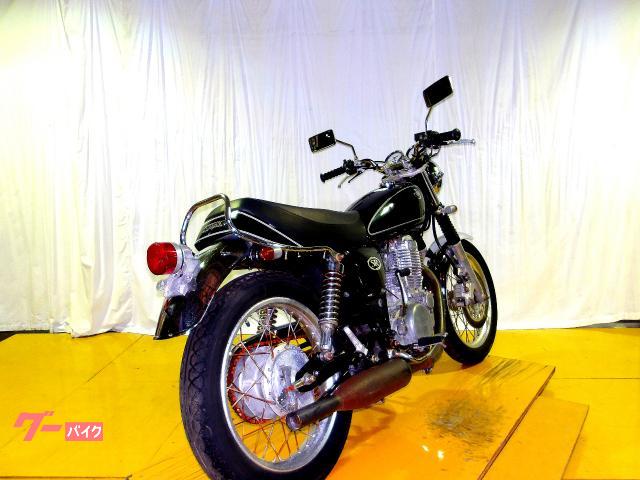 ヤマハ SR400 2005年モデル キャブレター 空冷単気筒エンジン 写真8