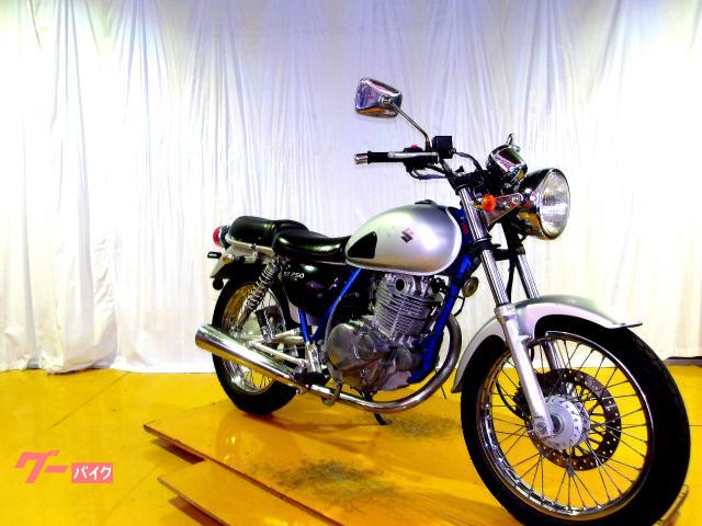 スズキ ST250 Eタイプ 2004年モデル キャブレター 空冷単気筒エンジン 写真2