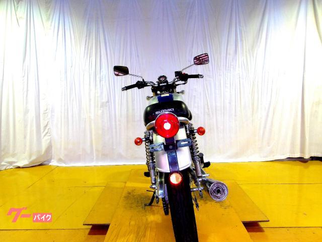 スズキ ST250 Eタイプ 2004年モデル キャブレター 空冷単気筒エンジン 写真7