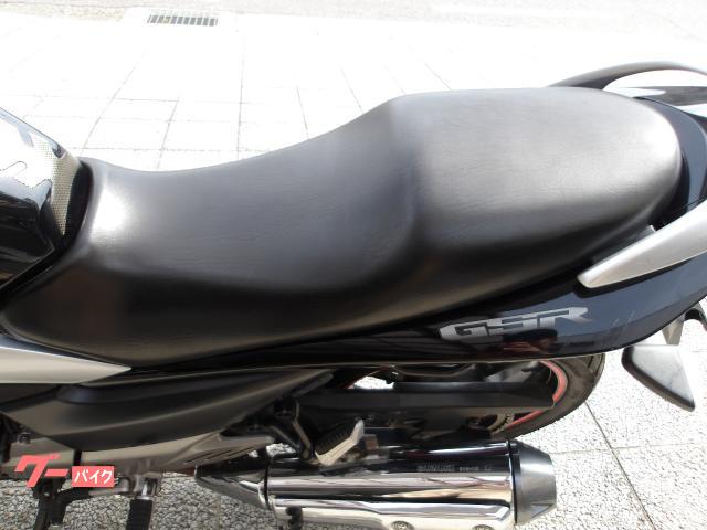 スズキ GSR250 2012年モデル インジェクション 水冷2気筒エンジン搭載 写真33