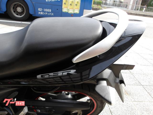 スズキ GSR250 2012年モデル インジェクション 水冷2気筒エンジン搭載 写真34