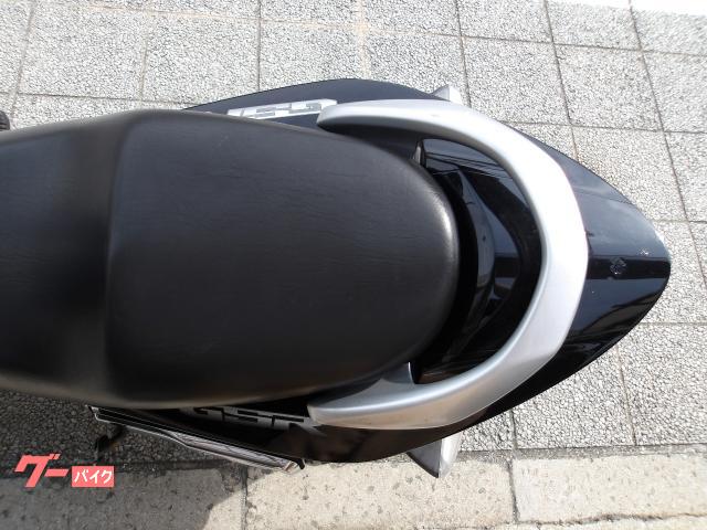スズキ GSR250 2012年モデル インジェクション 水冷2気筒エンジン搭載 写真54