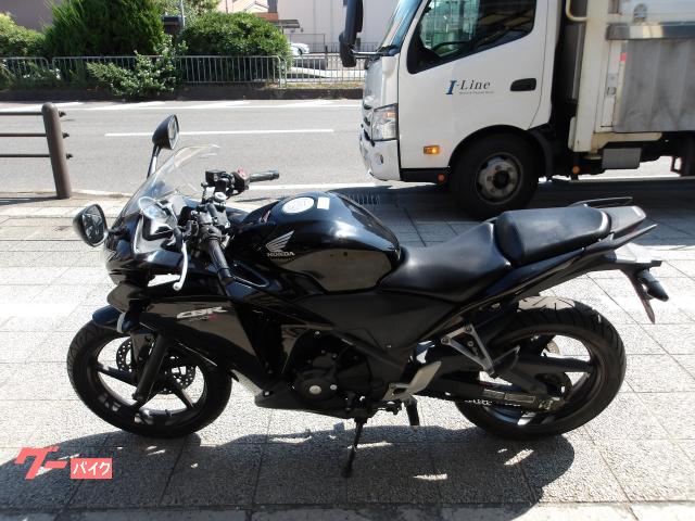 ホンダ CBR250R 2013年モデル インジェクション 水冷単気筒エンジン搭載 写真3
