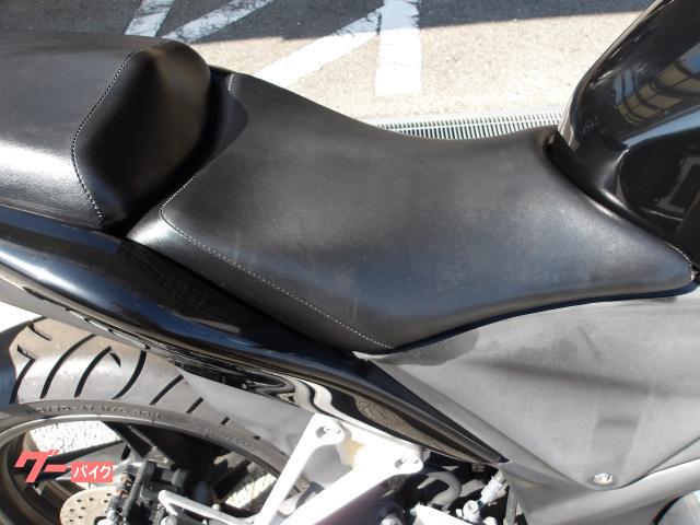 ホンダ CBR250R 2013年モデル インジェクション 水冷単気筒エンジン搭載 写真9