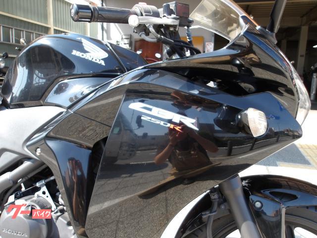 ホンダ CBR250R 2013年モデル インジェクション 水冷単気筒エンジン搭載 写真12