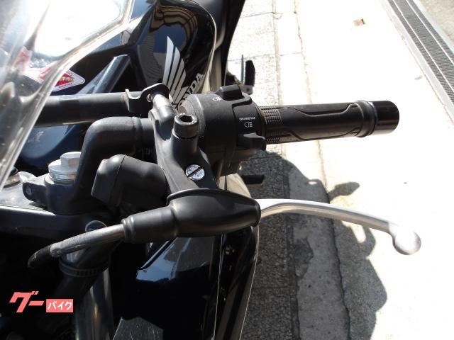 ホンダ CBR250R 2013年モデル インジェクション 水冷単気筒エンジン搭載 写真24