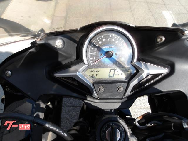 ホンダ CBR250R 2013年モデル インジェクション 水冷単気筒エンジン搭載 写真44