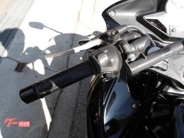 ホンダ CBR250R 2013年モデル インジェクション 水冷単気筒エンジン搭載 写真45