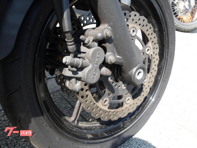 カワサキ Ninja 400R 2011年モデル インジェクション 水冷2気筒エンジン搭載 写真11