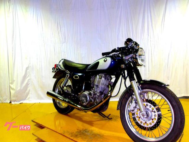 ヤマハ SR400 2003年モデル キャブレター車 空冷単気筒エンジン 写真2