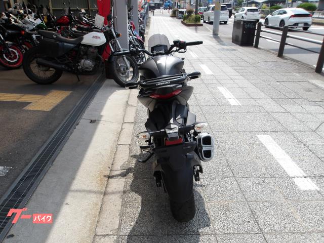 スズキ GIXXER 250 2020年モデル ABS インジェクション 油冷単気筒エンジン 写真4