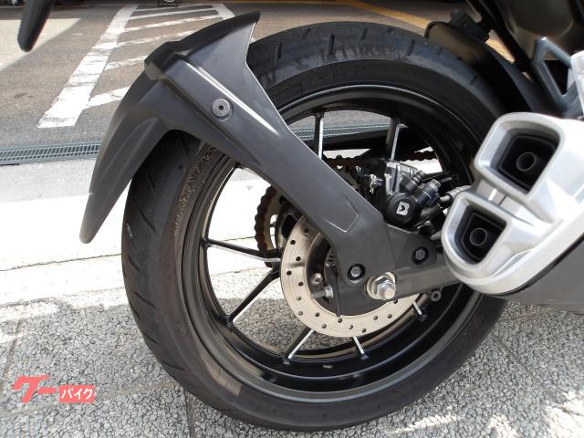 スズキ GIXXER 250 2020年モデル ABS インジェクション 油冷単気筒エンジン 写真21