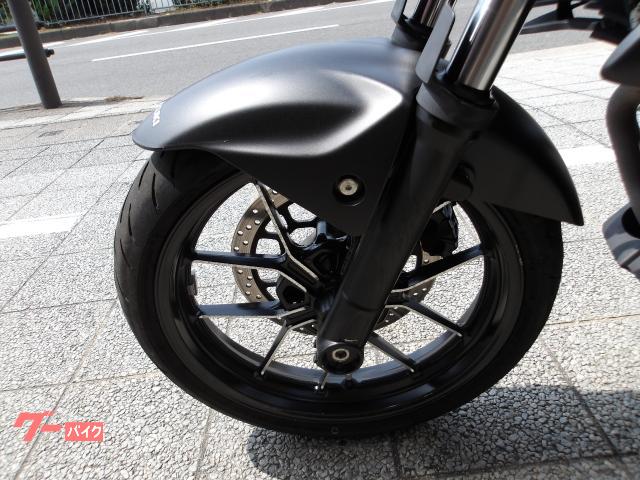 スズキ GIXXER 250 2020年モデル ABS インジェクション 油冷単気筒エンジン 写真40