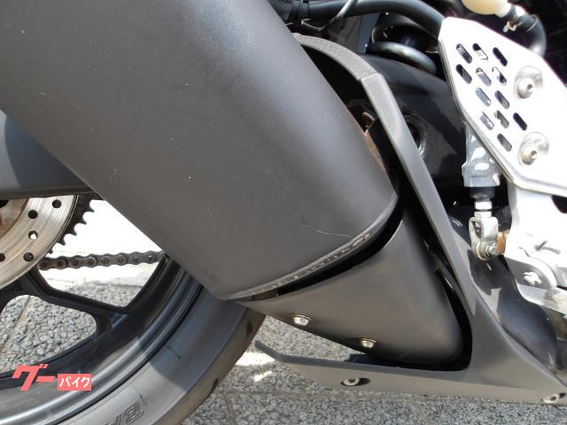 ヤマハ ＹＺＦ−Ｒ２５　２０１５年モデル　インジェクション　水冷２気筒エンジン搭載 写真19