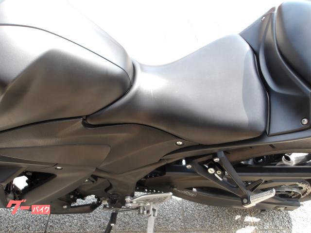 ヤマハ ＹＺＦ−Ｒ２５　２０１５年モデル　インジェクション　水冷２気筒エンジン搭載 写真33
