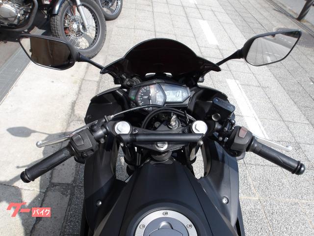 ヤマハ ＹＺＦ−Ｒ２５　２０１５年モデル　インジェクション　水冷２気筒エンジン搭載 写真45