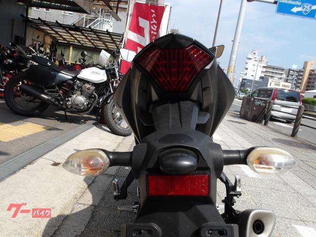 ヤマハ ＹＺＦ−Ｒ２５　２０１５年モデル　インジェクション　水冷２気筒エンジン搭載 写真56