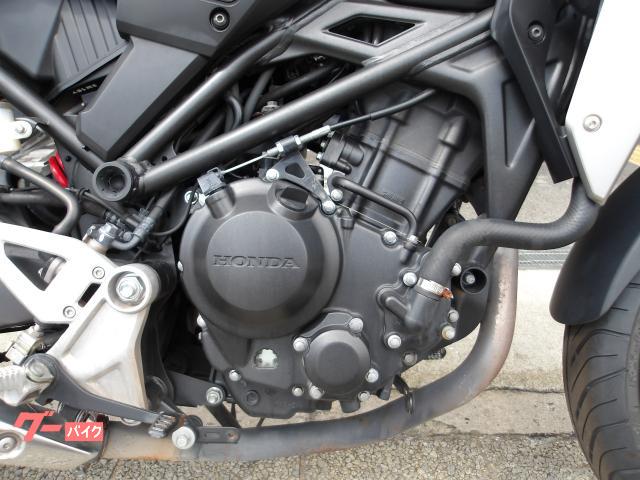 ホンダ CB250R 2019年モデル インジェクション 水冷単気筒エンジン 写真15