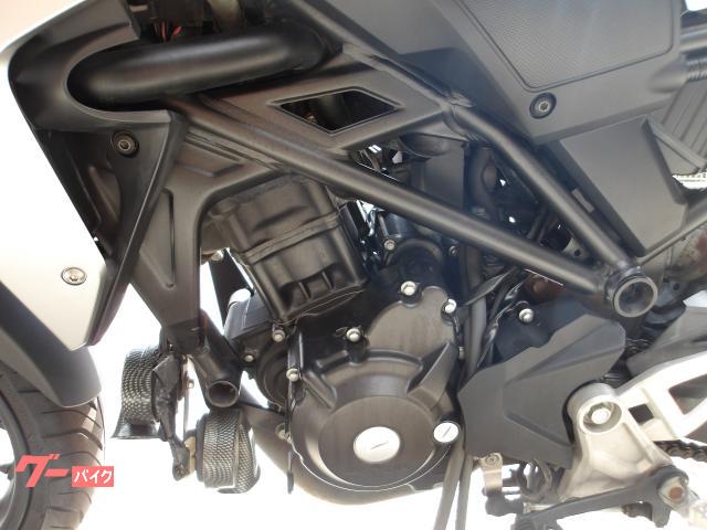 ホンダ CB250R 2019年モデル インジェクション 水冷単気筒エンジン 写真38