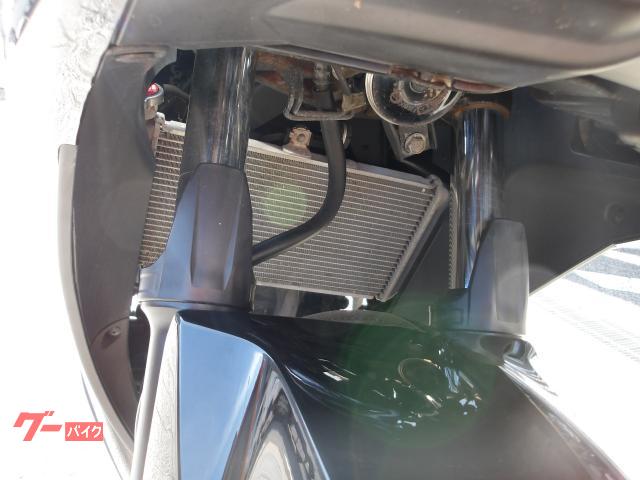 ヤマハ YZF−R25 2018年モデル インジェクション 水冷2気筒エンジン搭載 写真31