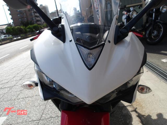 ヤマハ YZF−R25 2016年モデル アクラボサイレンサー インジェクション 水冷2気筒エンジン搭載 写真22
