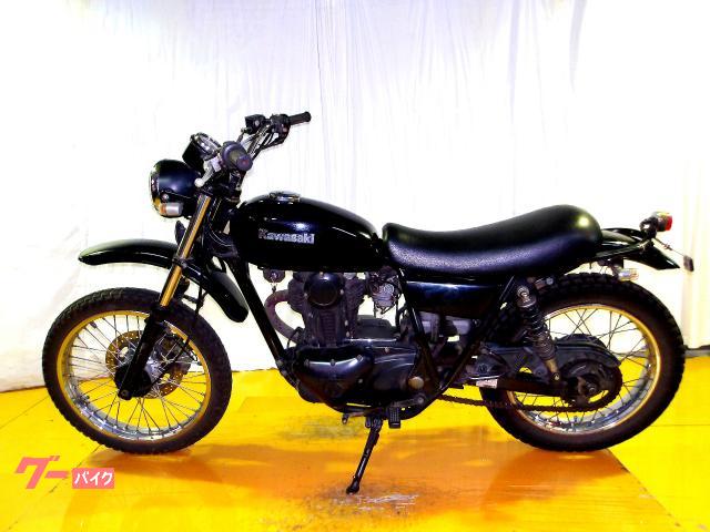 カワサキ 250TR 2002年モデル キャブレター 空冷単気筒エンジン 写真5