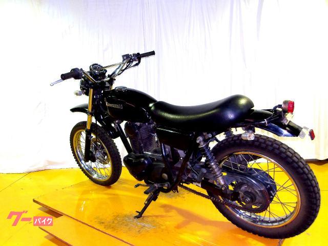 カワサキ 250TR 2002年モデル キャブレター 空冷単気筒エンジン 写真6