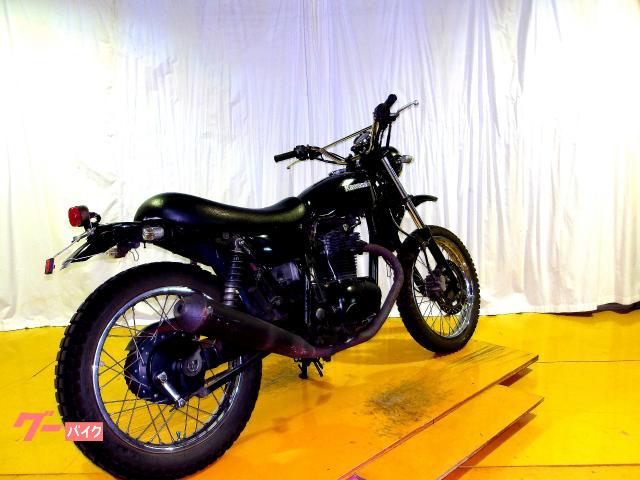 カワサキ 250TR 2002年モデル キャブレター 空冷単気筒エンジン 写真8