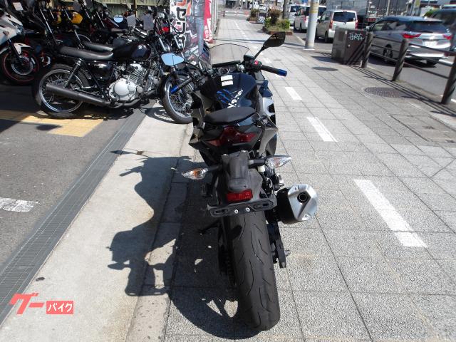 カワサキ Ninja 400 2018年モデル ABS インジェクション 水冷2気筒エンジン搭載 写真4
