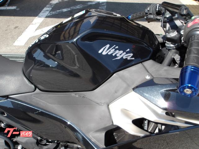 カワサキ Ninja 400 2018年モデル ABS インジェクション 水冷2気筒エンジン搭載 写真7