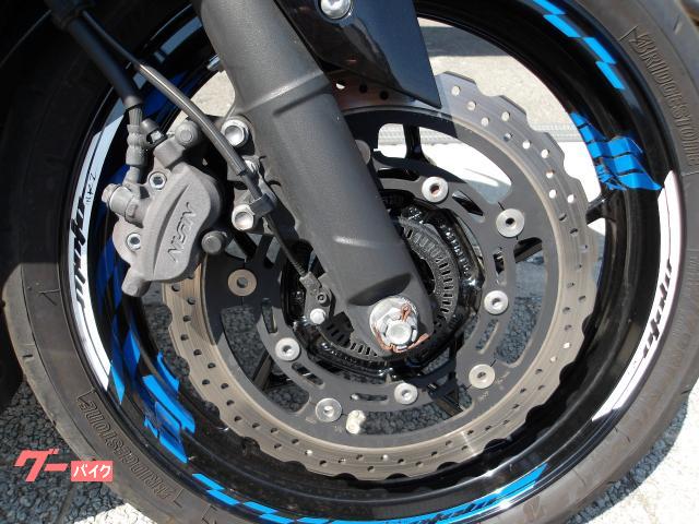カワサキ Ninja 400 2018年モデル ABS インジェクション 水冷2気筒エンジン搭載 写真16